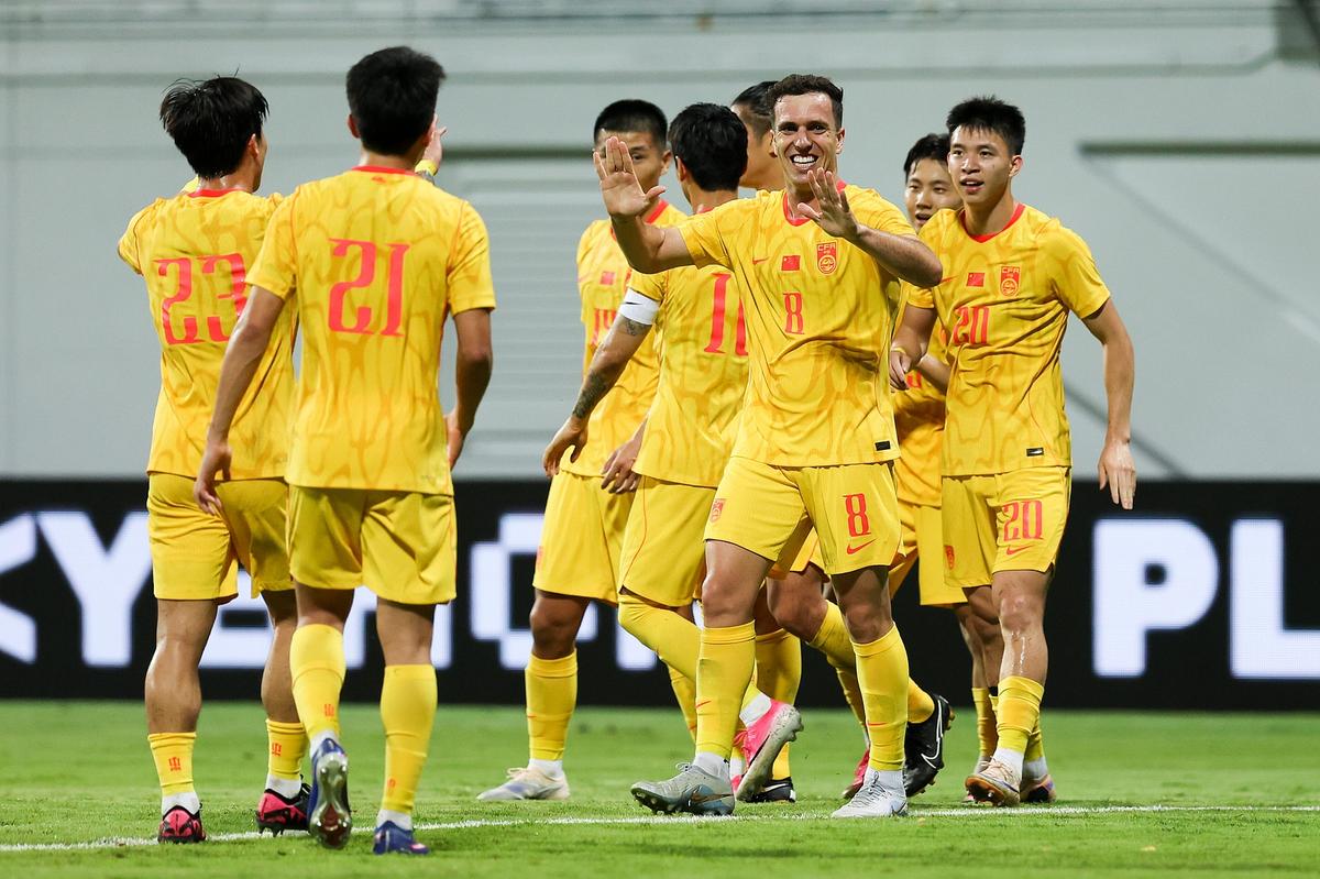 北青：国足放弃东盟杯成定局，或邀乌兹别克斯坦、塔吉克斯坦热身